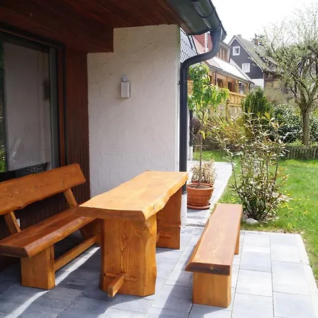 Ferienhaus-kraft-schoener-urlaub-fuer-die-ganze-familie-mit-eigener-sauna شقة هينترتزارتن