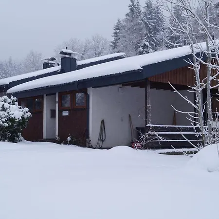 Ferienhaus-kraft-schoener-urlaub-fuer-die-ganze-familie-mit-eigener-sauna شقة